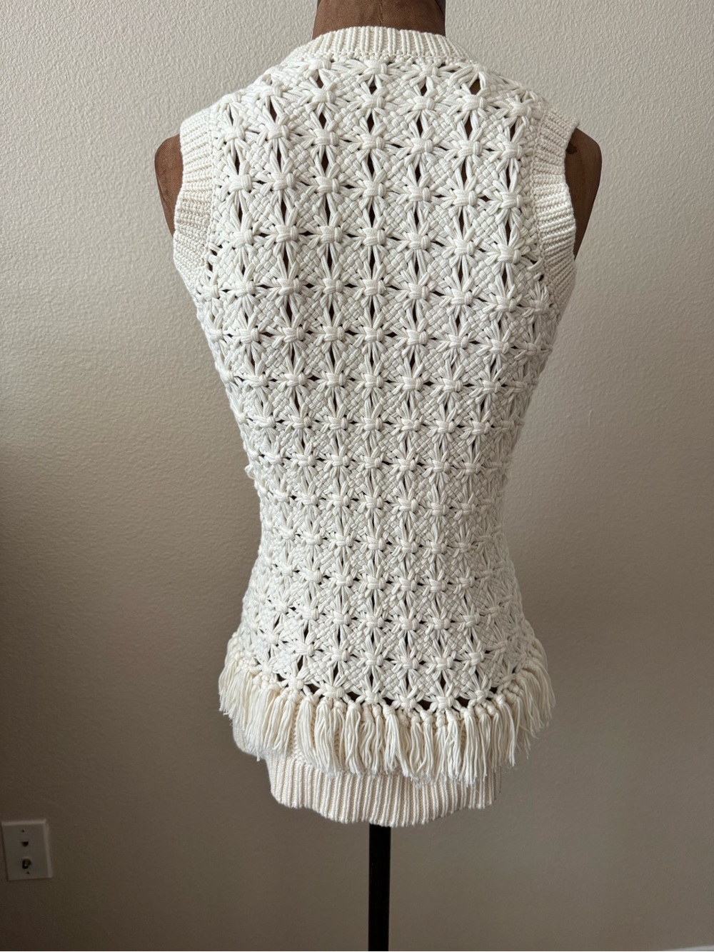 Theory Crochet Fringe Sleeveless Tank Top - White - Picture 5 of 7